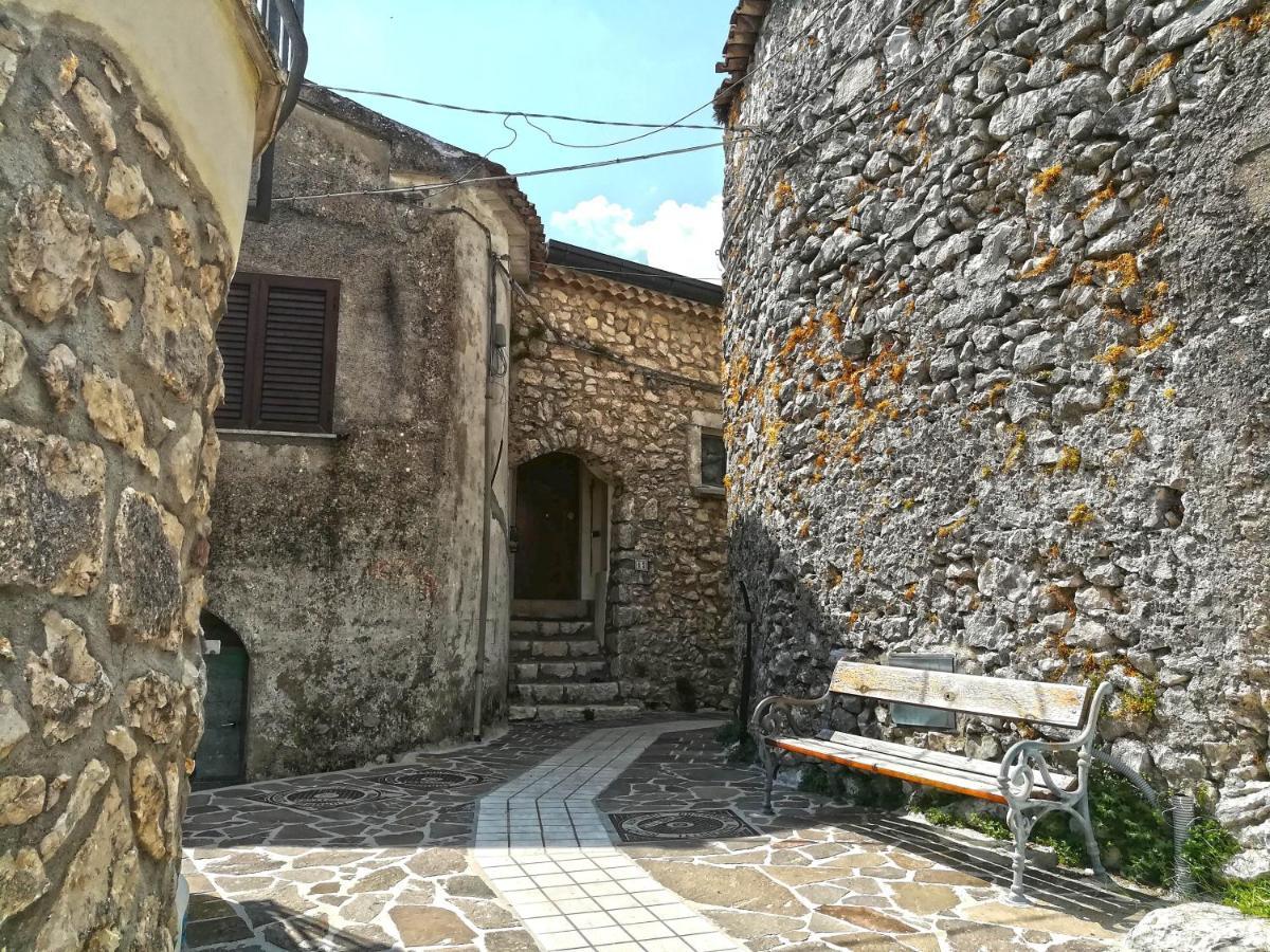 B&B Milleunapietra Romantic Guest House Ausonia Exterior photo